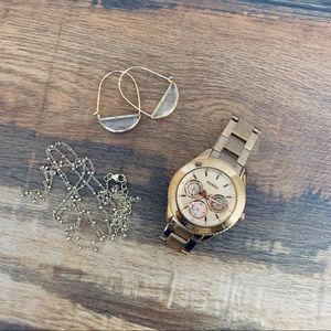 FOSSILE Rose gold watch